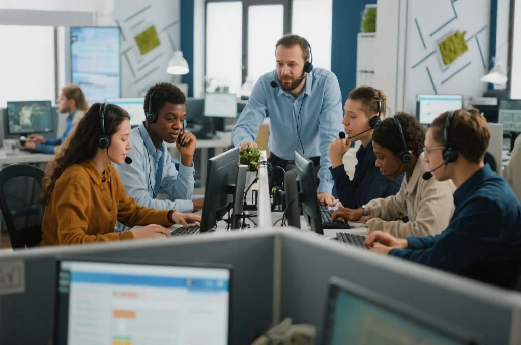 6886体育多元化客服团队在呼叫中心高效协作